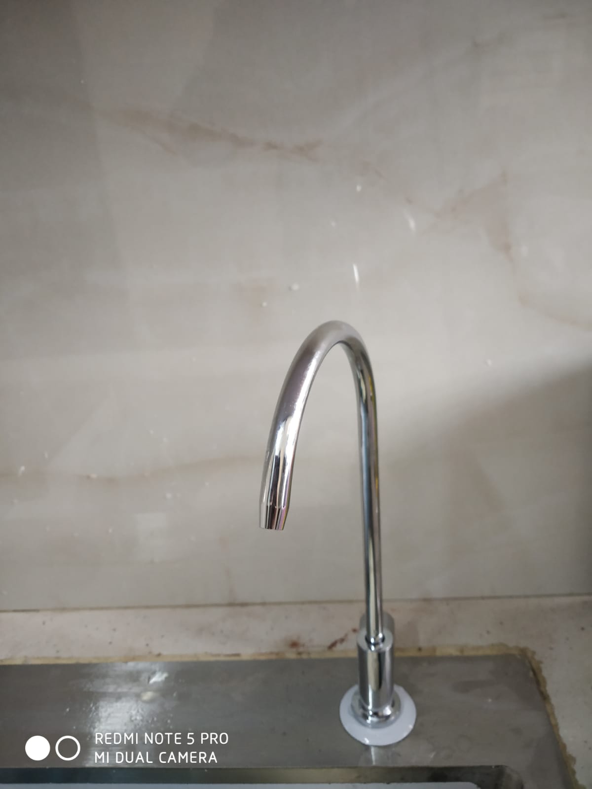 Chrome gooseneck RO faucet